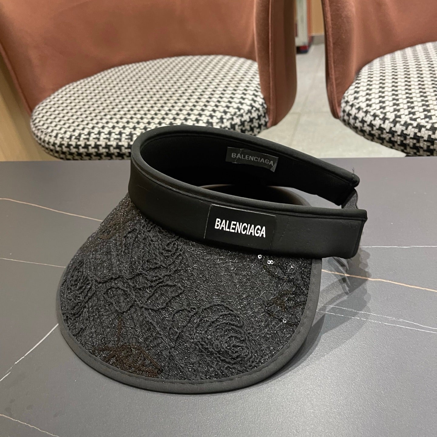 BALENCIAGA 26S SUMMER SUN HAT STYLE 119