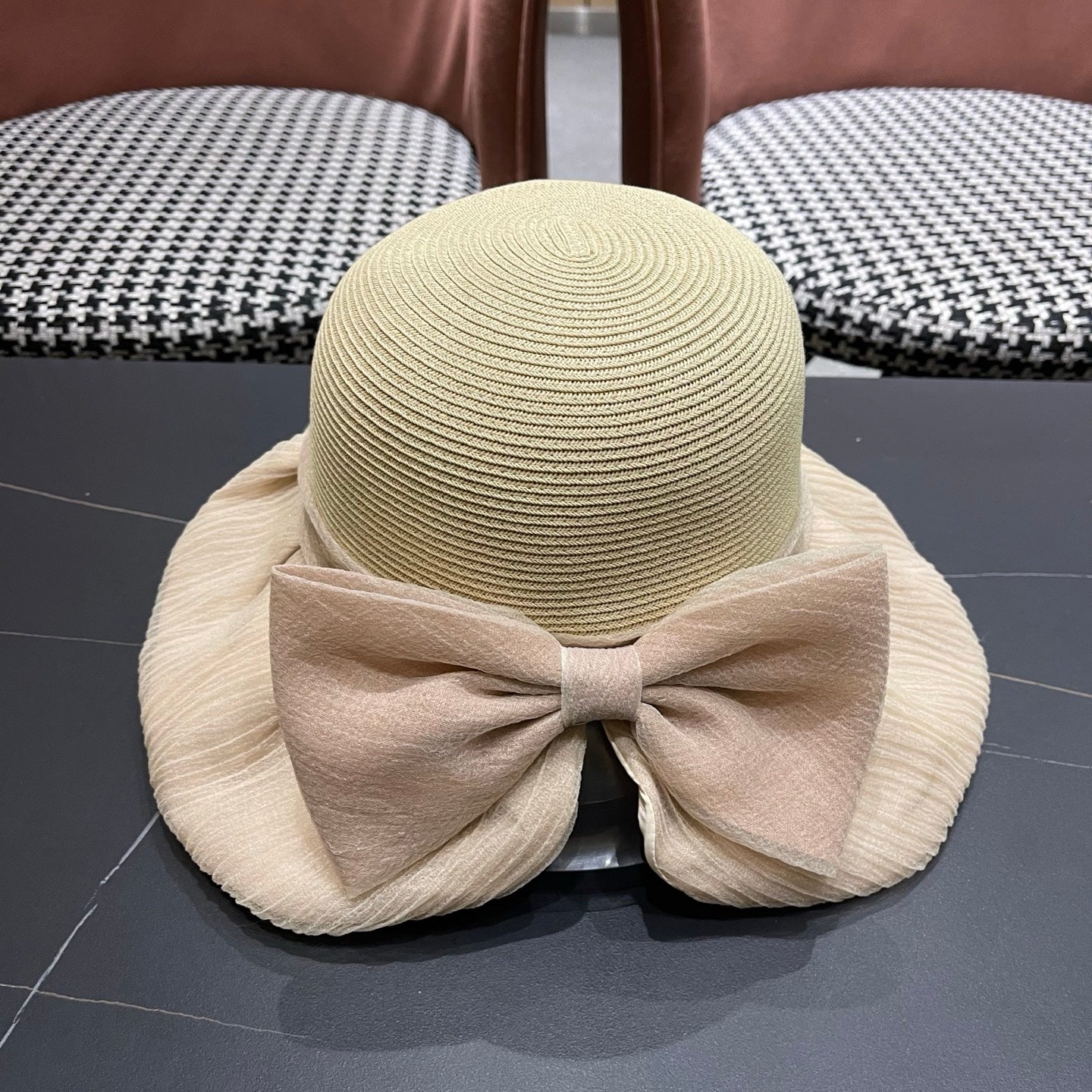 DIOR 26S SILK-BRIM HAT STYLE 71