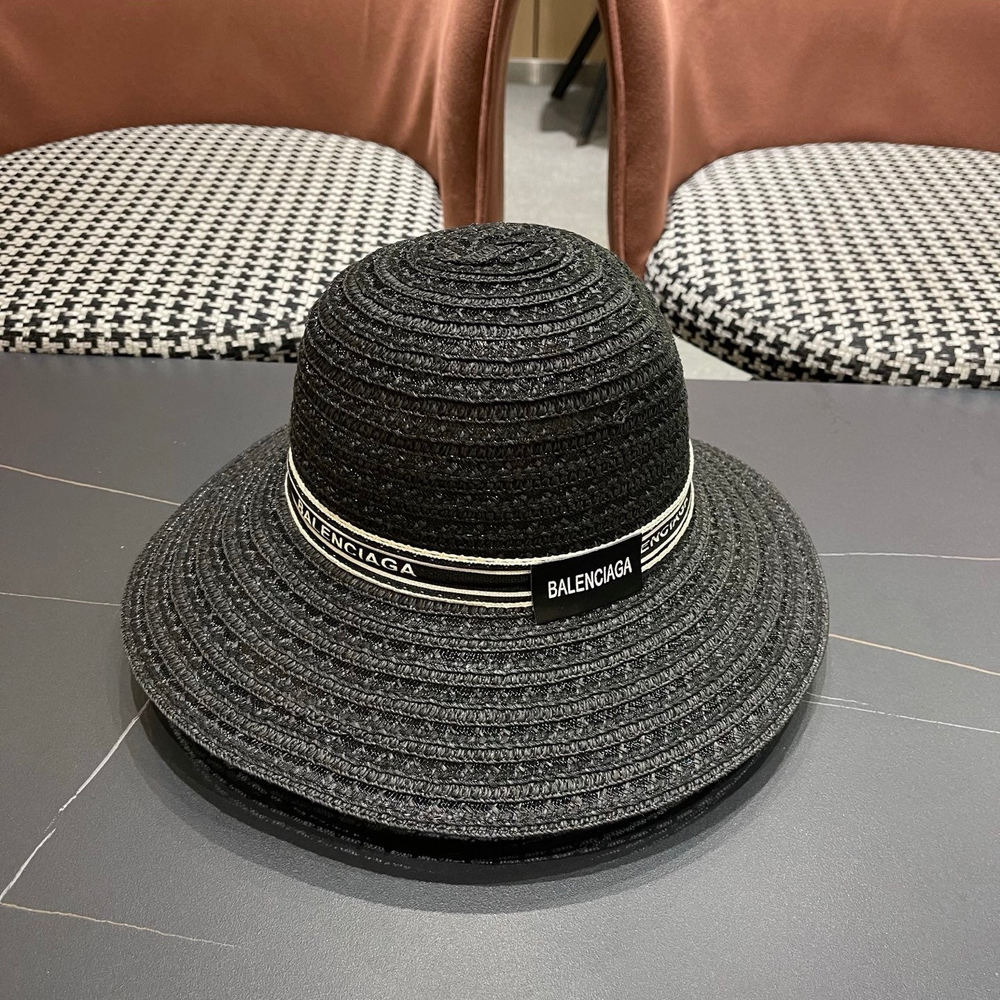 BALENCIAGA 26S WIDE-BRIMMED HAT STYLE 76