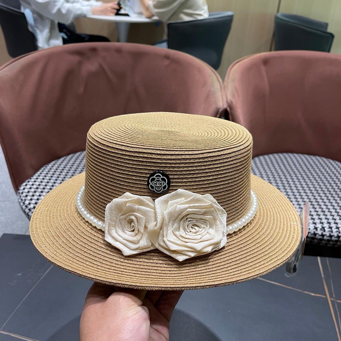 CHANEL 26S PEARL & ROSETTE STRAW BOATER HAT 337932