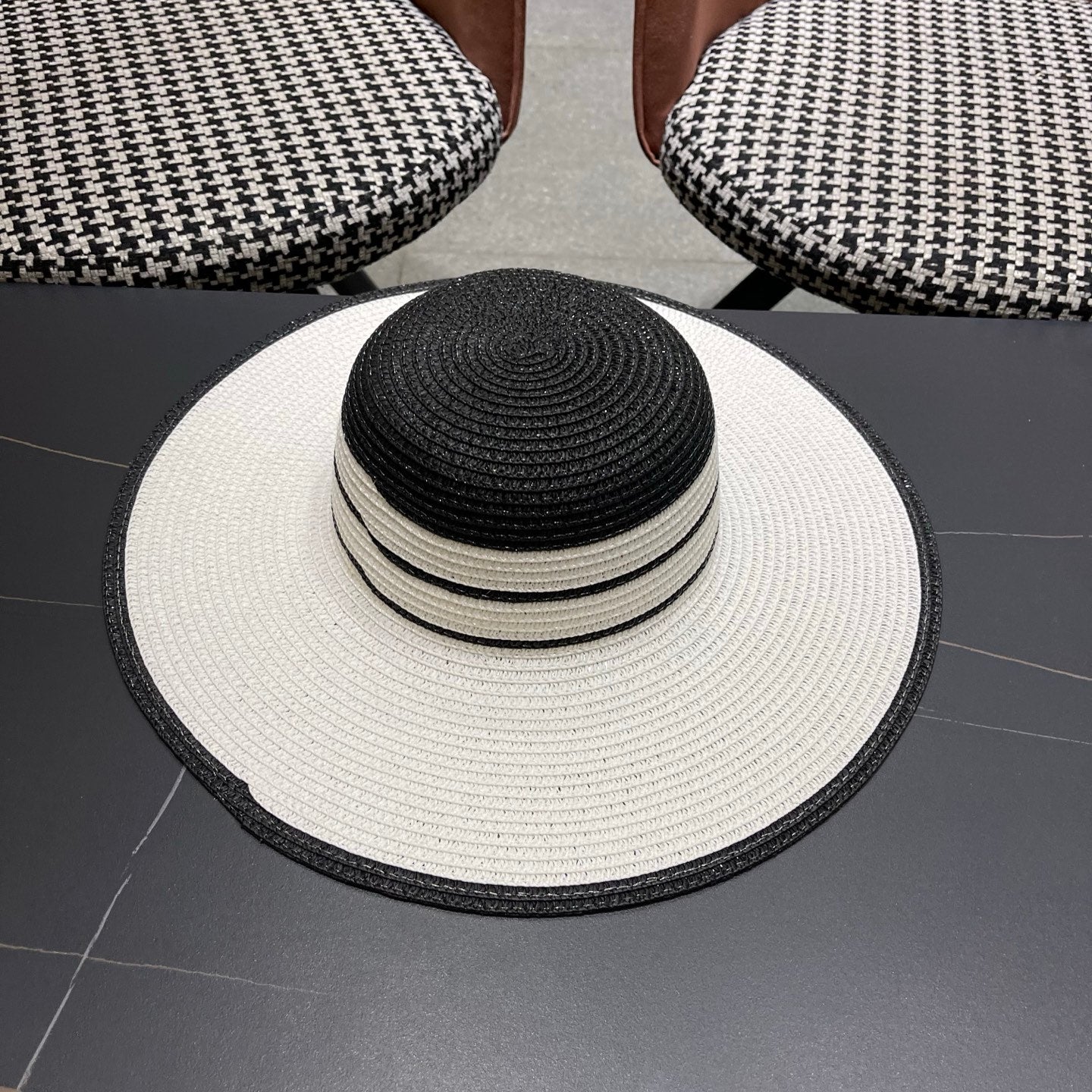 CELINE 26S WIDE BRIM STRAW SUN HAT 199
