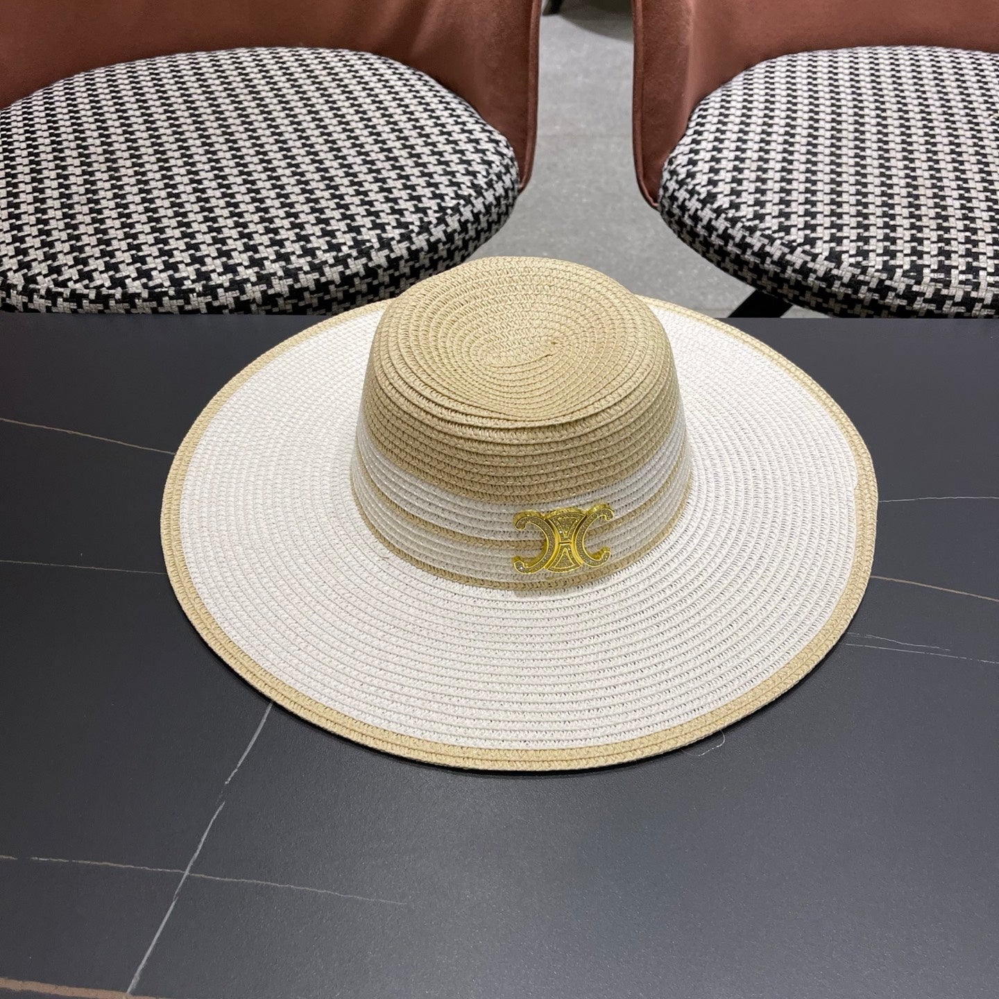 CELINE 26S WIDE BRIM STRAW SUN HAT 197