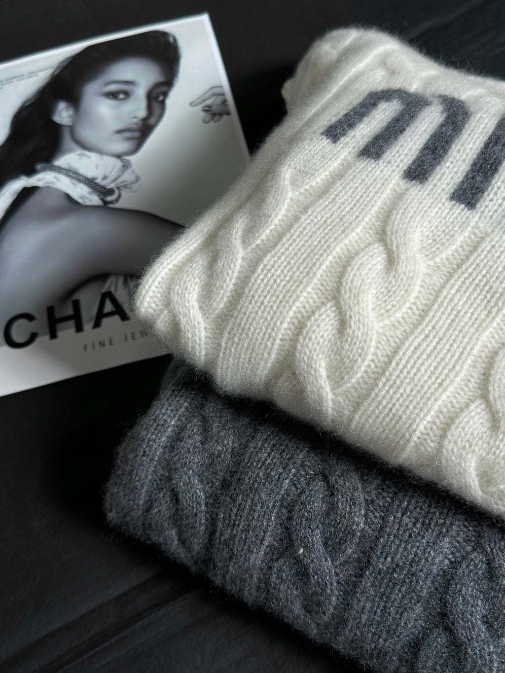 MIUMIU KNIT SWEATER STYLE 238