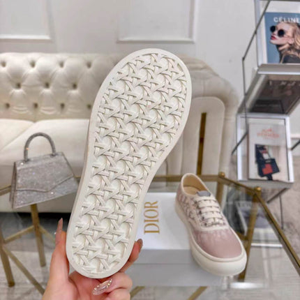 DIOR 26S LOW-TOP SNEAKERS IN LIGHT PINK DIOR OBLIQUE CANVAS