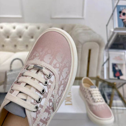 DIOR 26S LOW-TOP SNEAKERS IN LIGHT PINK DIOR OBLIQUE CANVAS