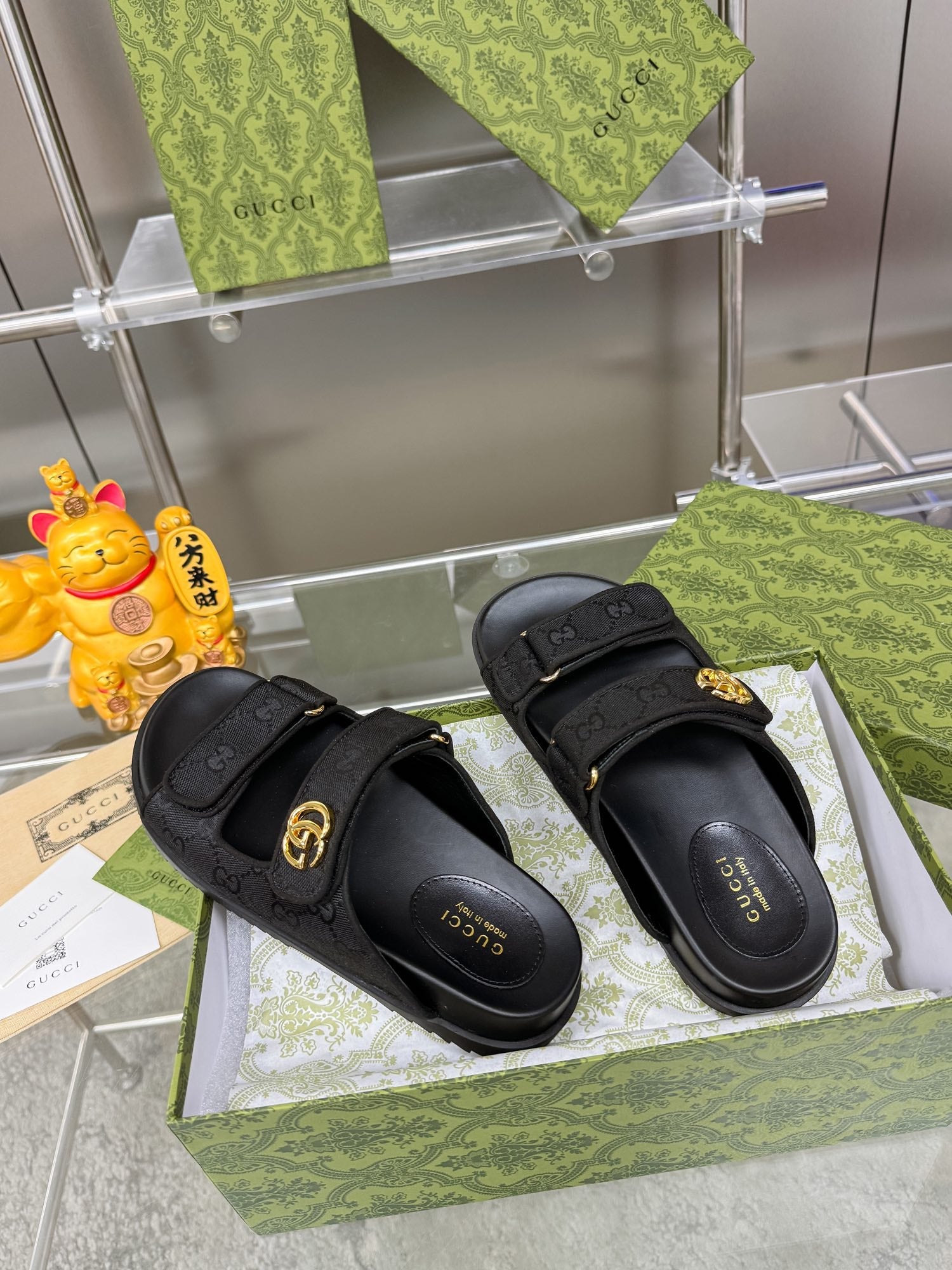 GG SANDALS IN BLACK FABRIC AND CALFSKIN WITH GOLD HARDWARE