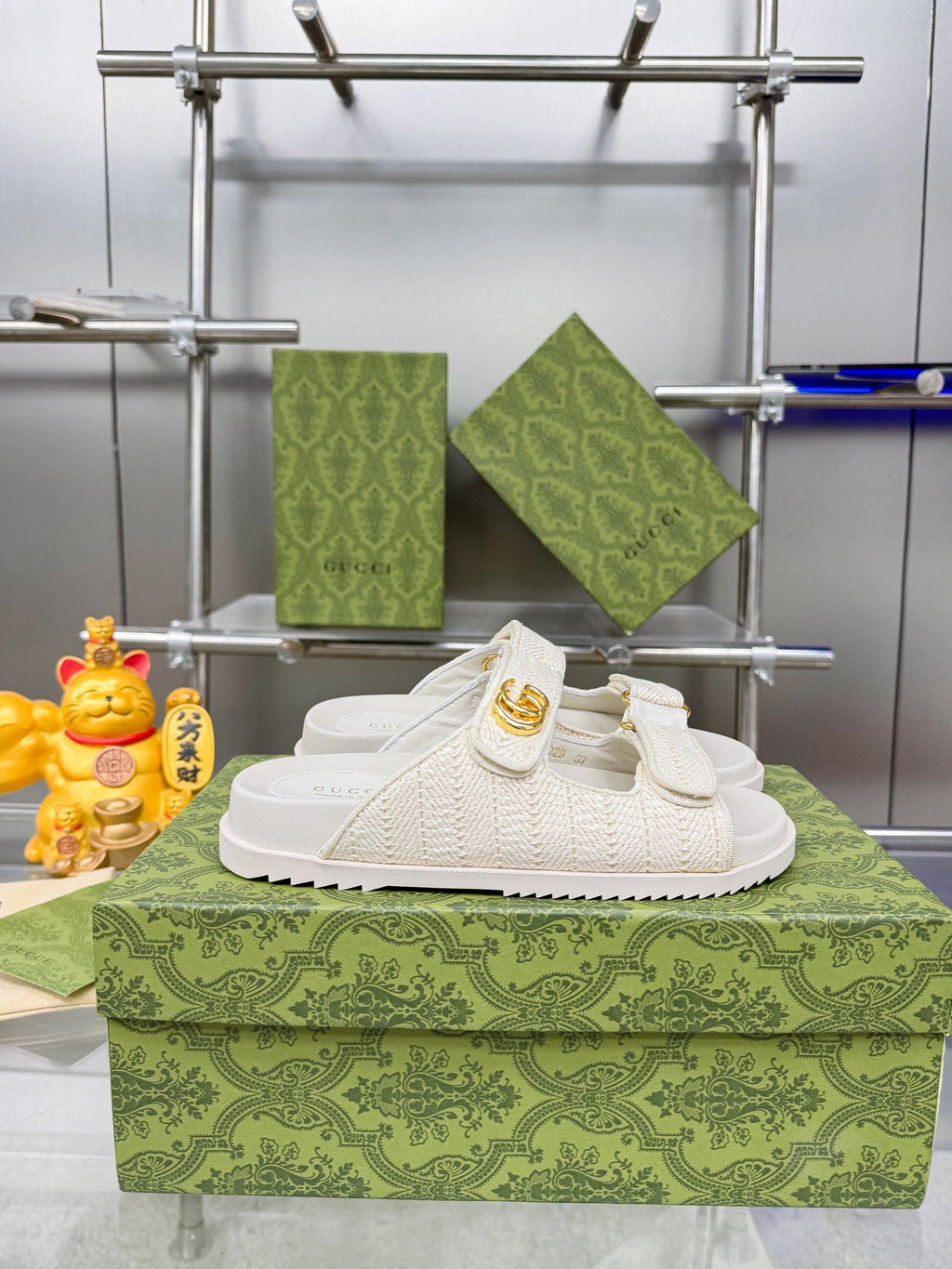 GG SANDALS IN WHITE FABRIC AND CALFSKIN WITH GOLD HARDWARE