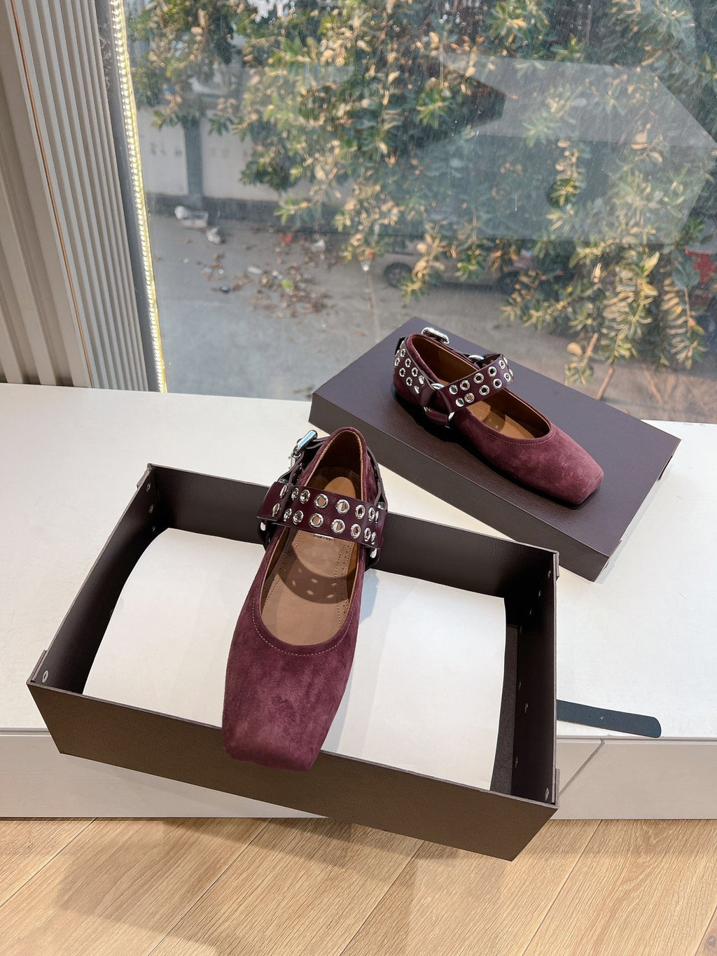 ALAIA 26S FLATS IN DARK RED SUEDE WITH SILVER STUD STRAP