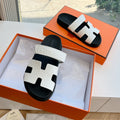 CHYPRE SANDAL IN WHITE GRAINED CALFSKIN