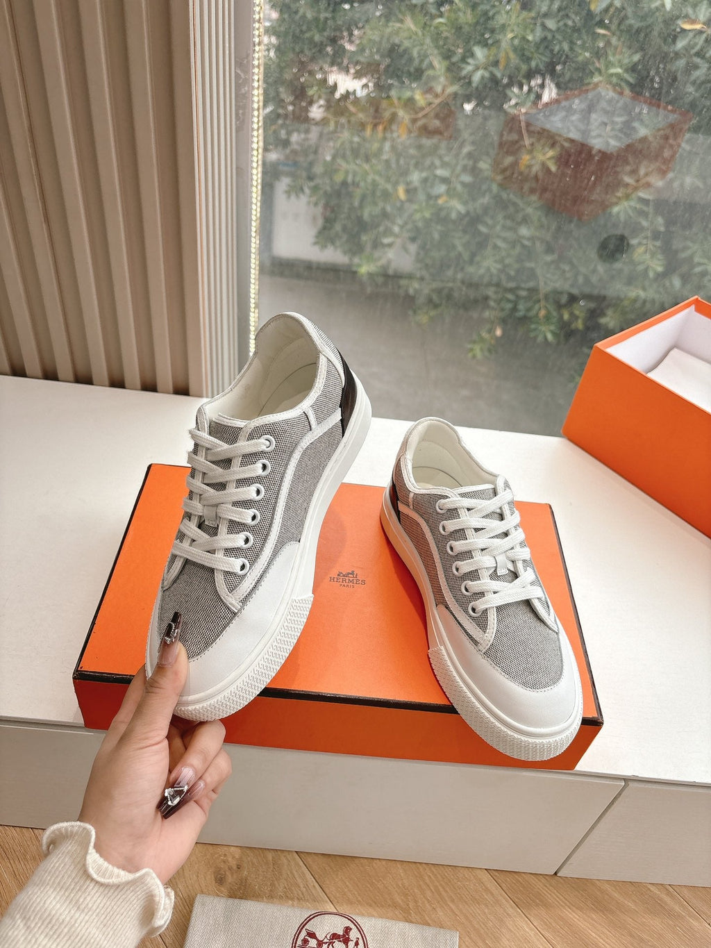 GET SNEAKER IN DOVE GRAY MAXI CANVAS AND CALFSKIN