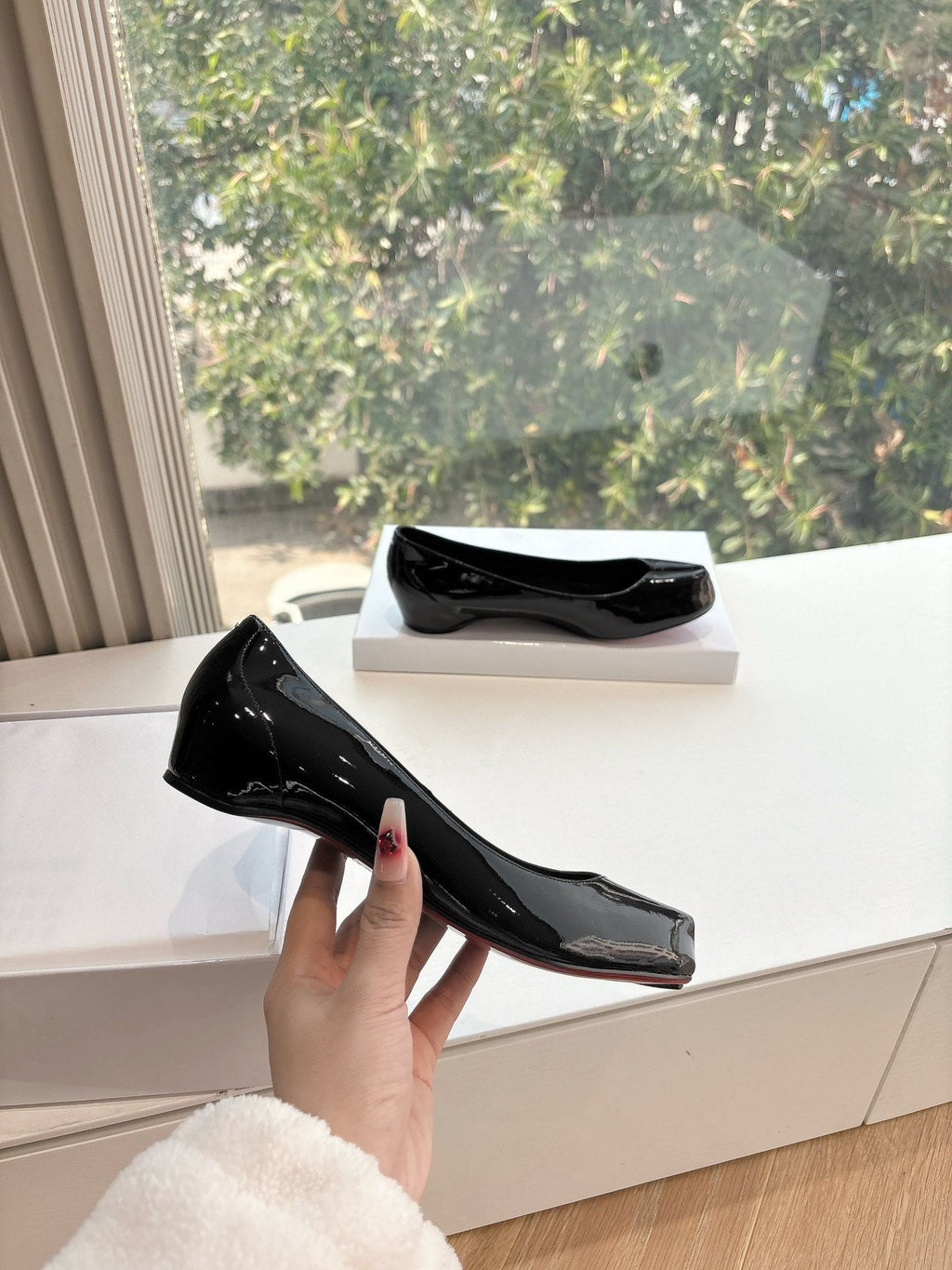 MARLOUGIELA STRASS BALLERINAS IN BLACK PATENT SMOOTH CALFSKIN