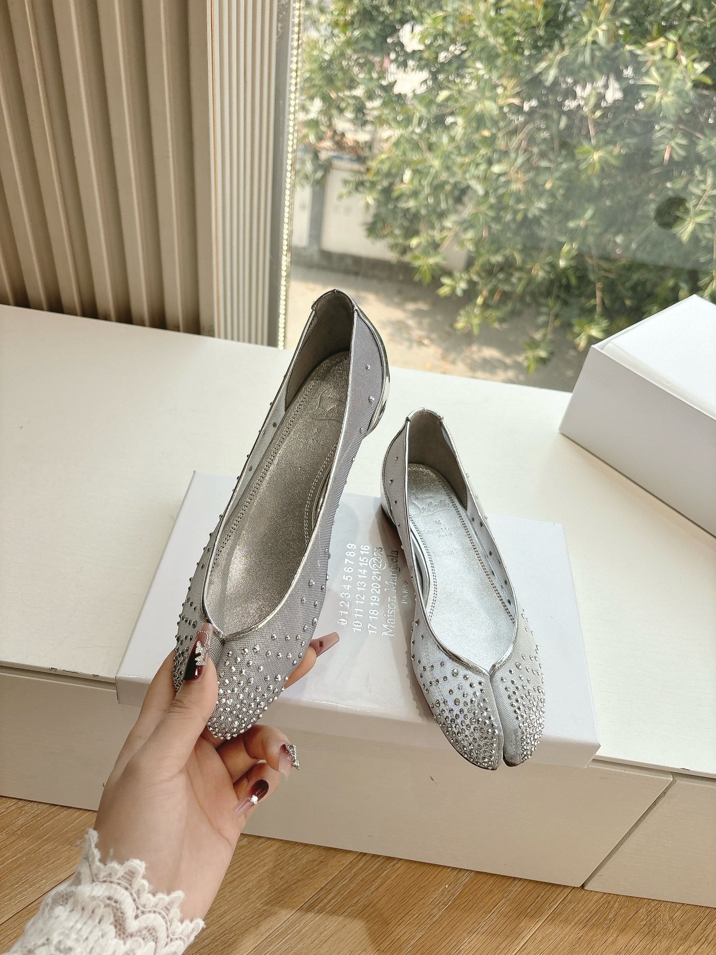 CRYSTAL STUDDED MARLOUGIELA STRASS BALLERINAS IN WHITE CALFSKIN