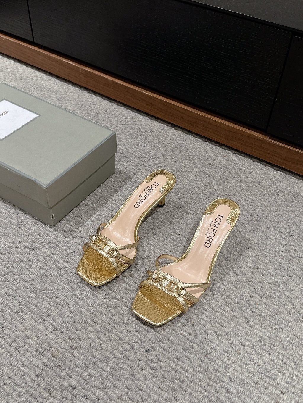 WHITNEY HIGH 6 CM MULE IN GOLD CROCODILE LEATHER