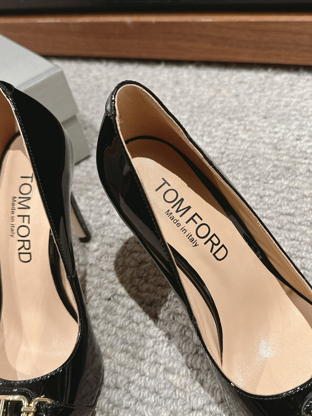 ROMAN HIGH-HEEL 10 CM IN BLACK CALFSKIN