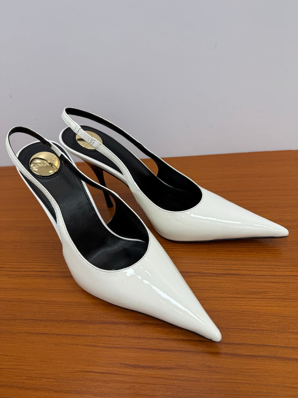 YSL 26S HEELED SLINGBACKS 100 MM IN WHITE GLOSSY CALFSKIN