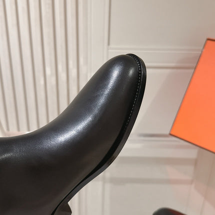 HM 26S TALL FLAT BOOTS IN BLACK OSTRICH LEATHER