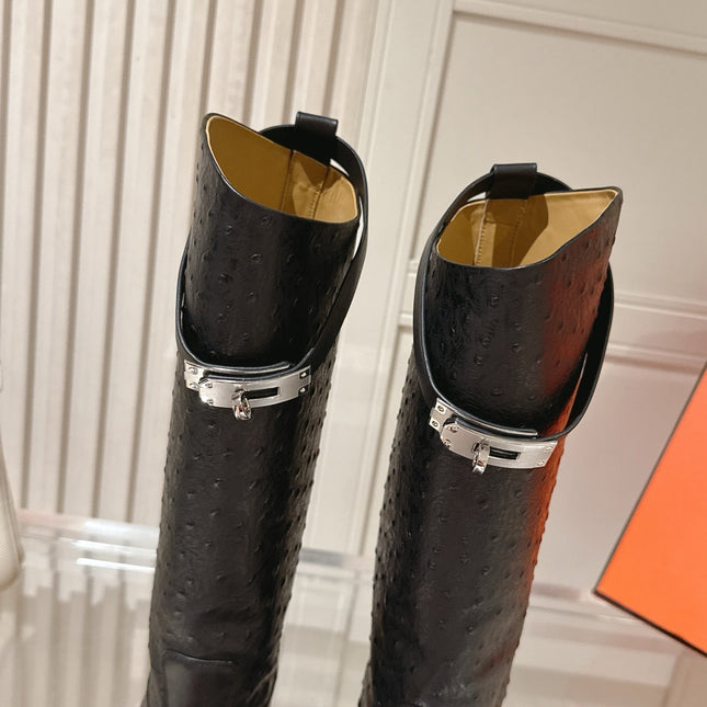 HM 26S TALL FLAT BOOTS IN BLACK OSTRICH LEATHER