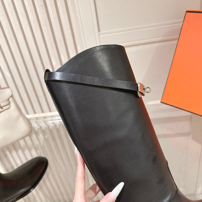 HM 26S TALL FLAT BOOTS IN BLACK CALFSKIN