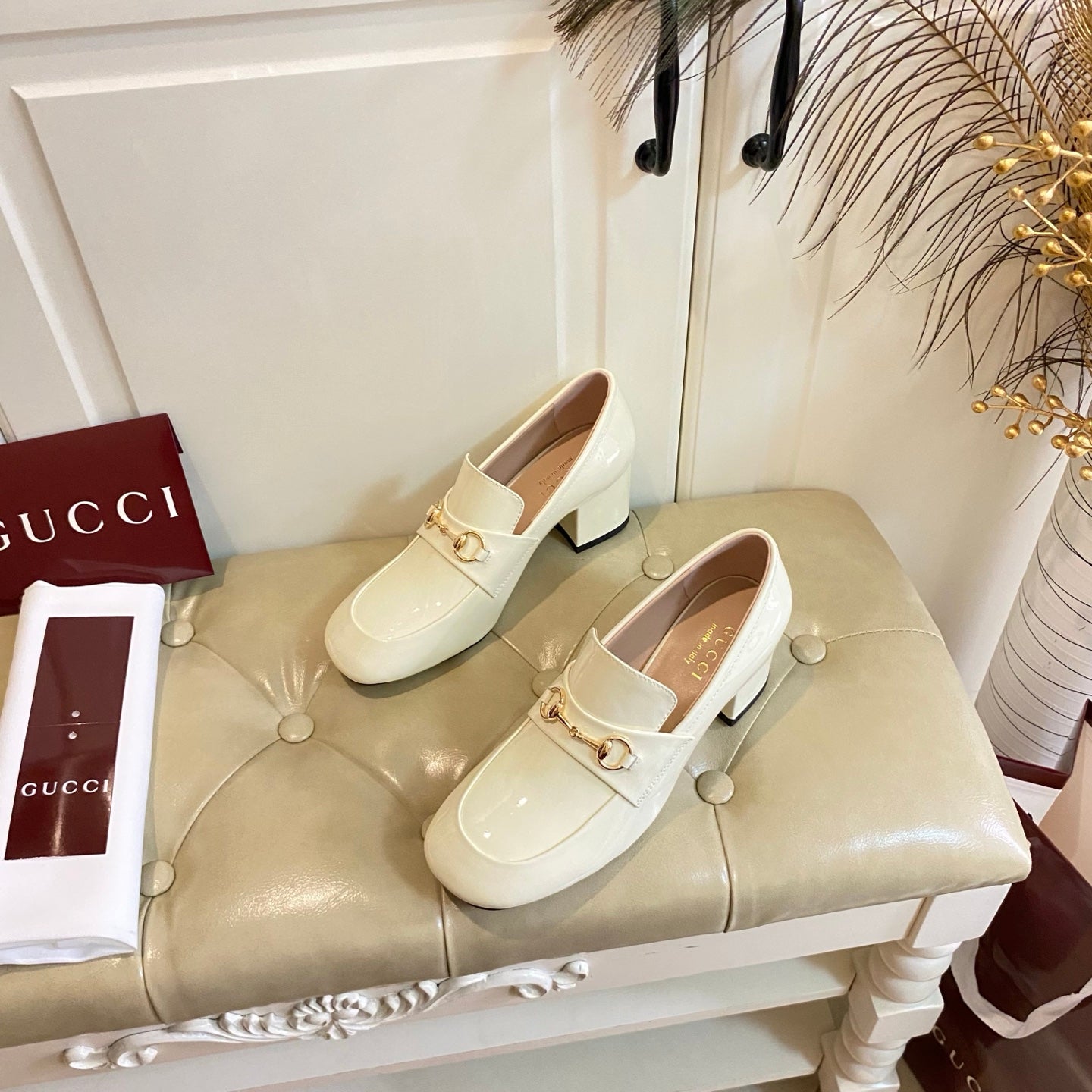 GUCCI 26S HORSEBIT LOAFERS 55 MM IN CREAM WHITE GLOSSY CALFSKIN