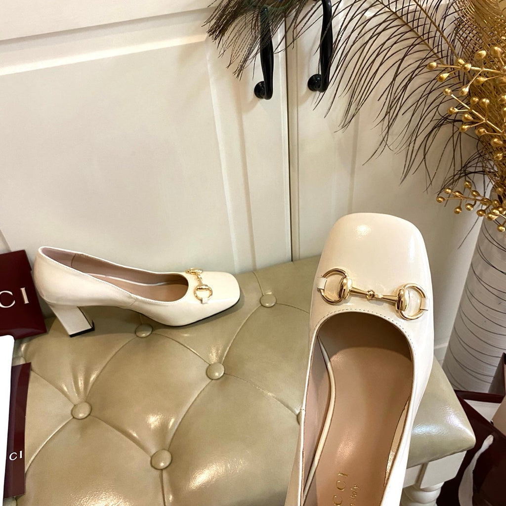 GUCCI 26S HORSEBIT MID-HEEL PUMPS 75 MM IN CREAM WHITE CALFSKIN