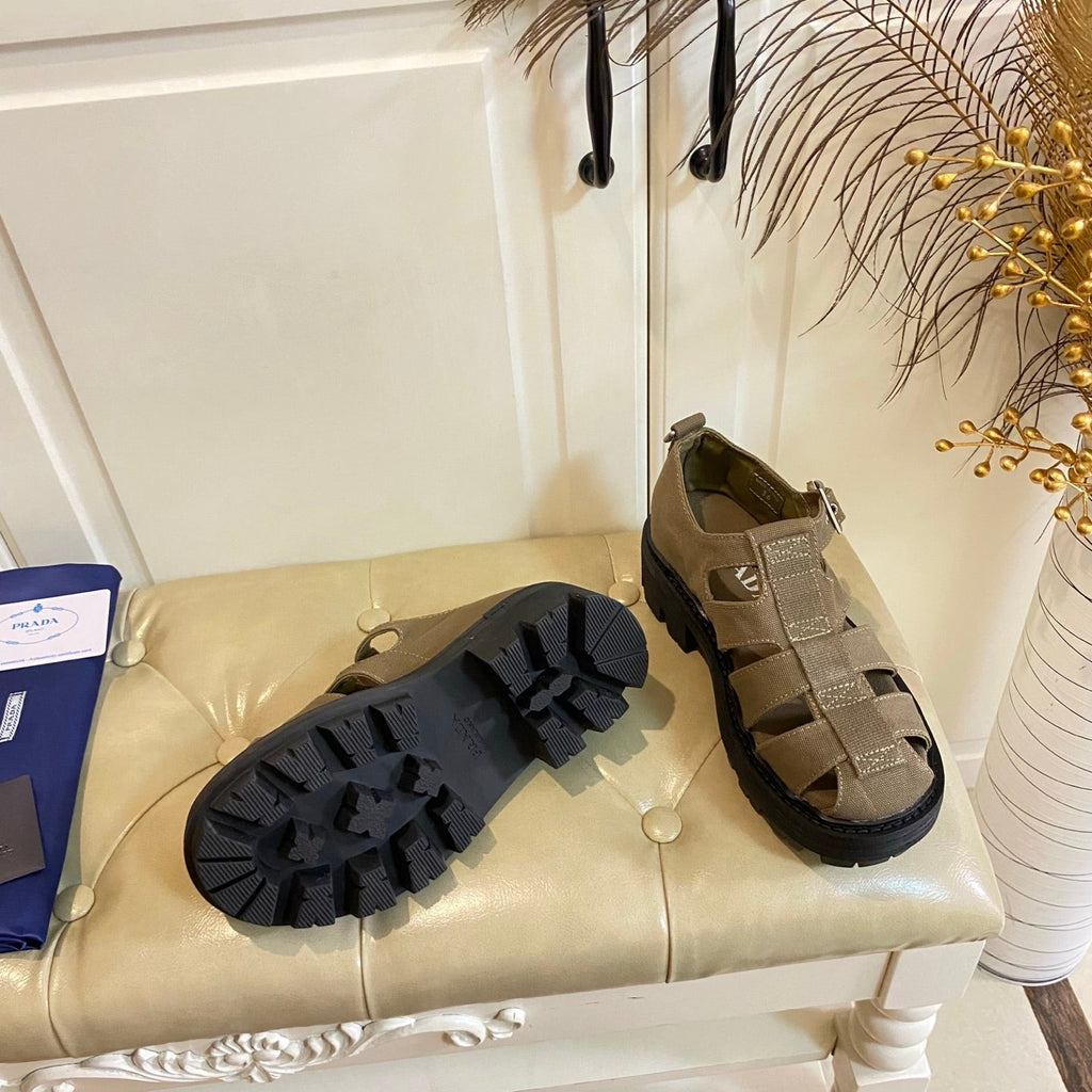 PRADA 26S BUCKLE FISHERMAN SANDALS CHUNKY SOLE IN BROWN CANVAS