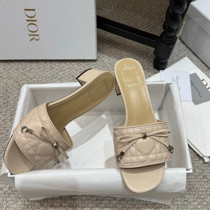 DIOR 26S HEELED MULES 45 MM IN BEIGE QUILTED LAMBSKIN SILVER HARDWARE