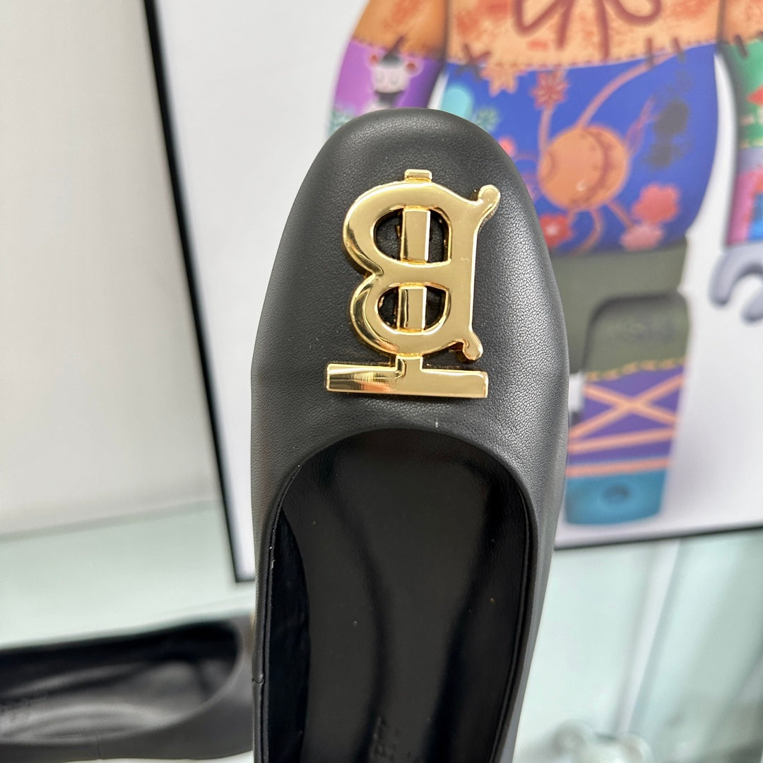 BURBERRY 26S BALLET FLATS IN BLACK CALFSKIN