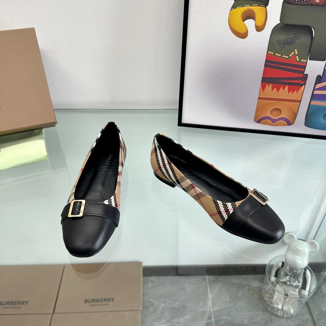 BURBERRY 26S PLAID FLATS IN BLACK CALFSKIN AND FABRIC