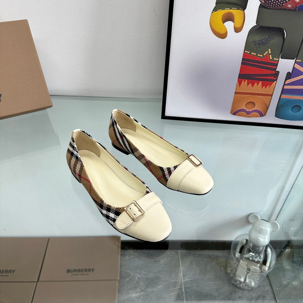 BURBERRY 26S PLAID FLATS IN CREAM WHITE CALFSKIN AND FABRIC