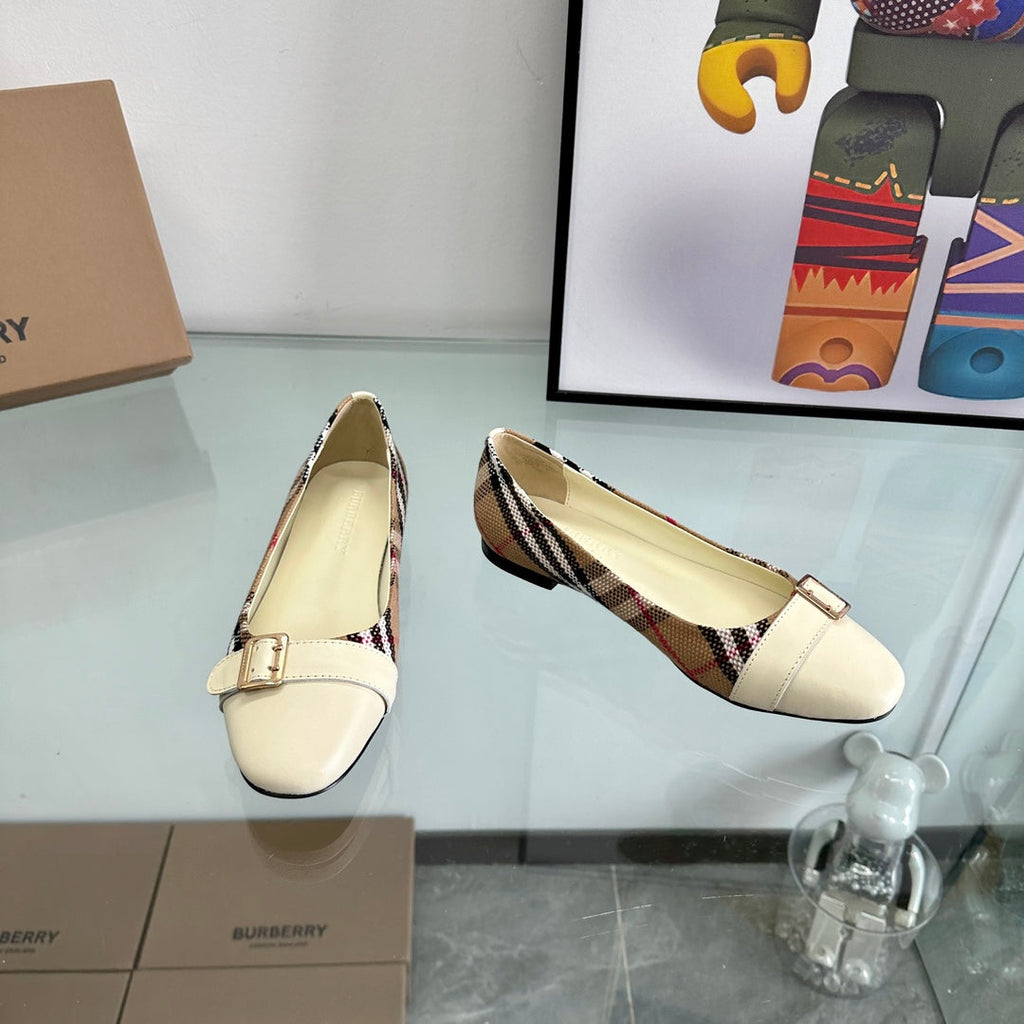 BURBERRY 26S PLAID FLATS IN CREAM WHITE CALFSKIN AND FABRIC