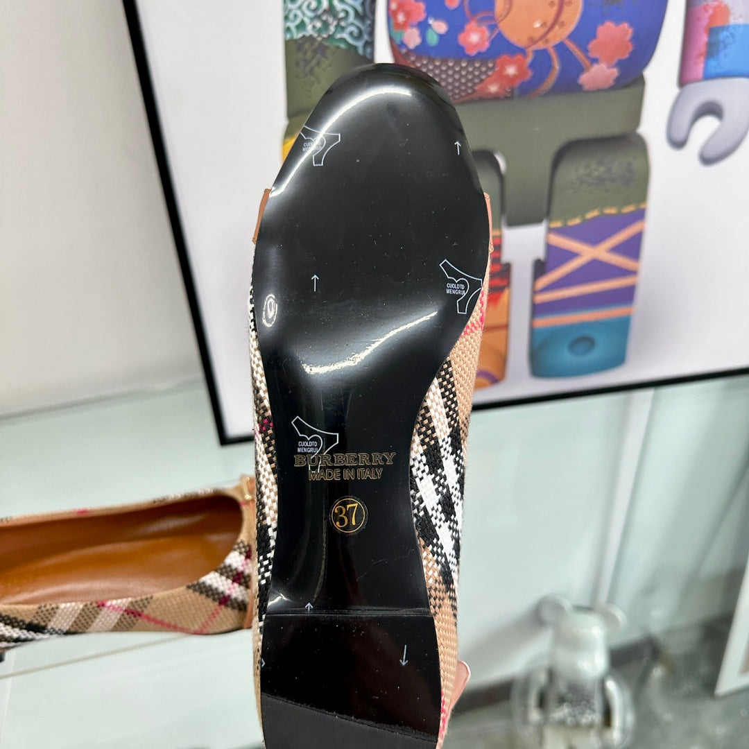 BURBERRY 26S PLAID FLATS IN BROWN CALFSKIN AND FABRIC