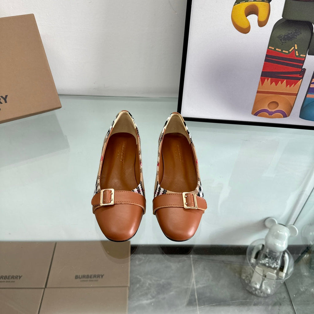 BURBERRY 26S PLAID FLATS IN BROWN CALFSKIN AND FABRIC
