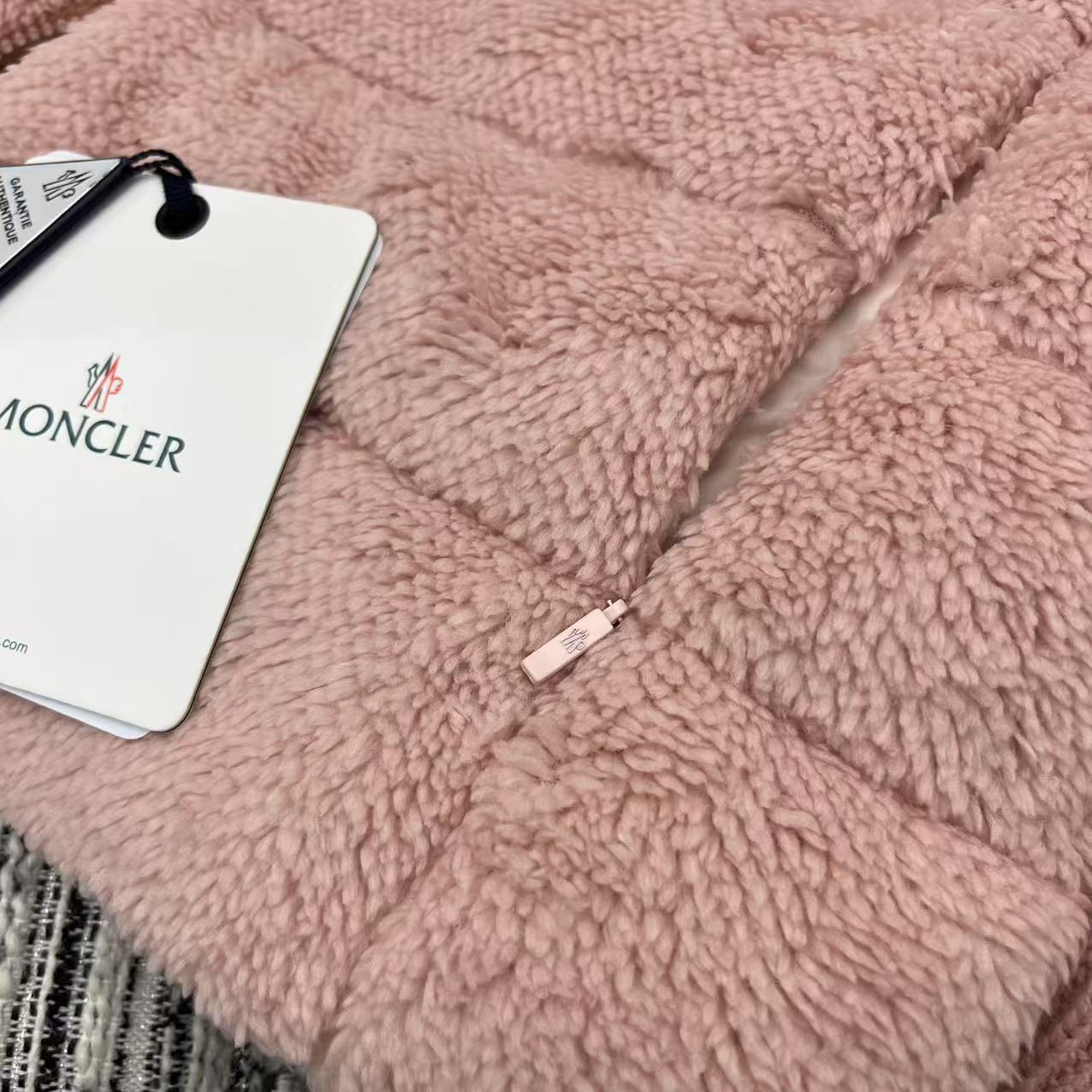 MONCLER 25S CARDIGAN JACKET 293