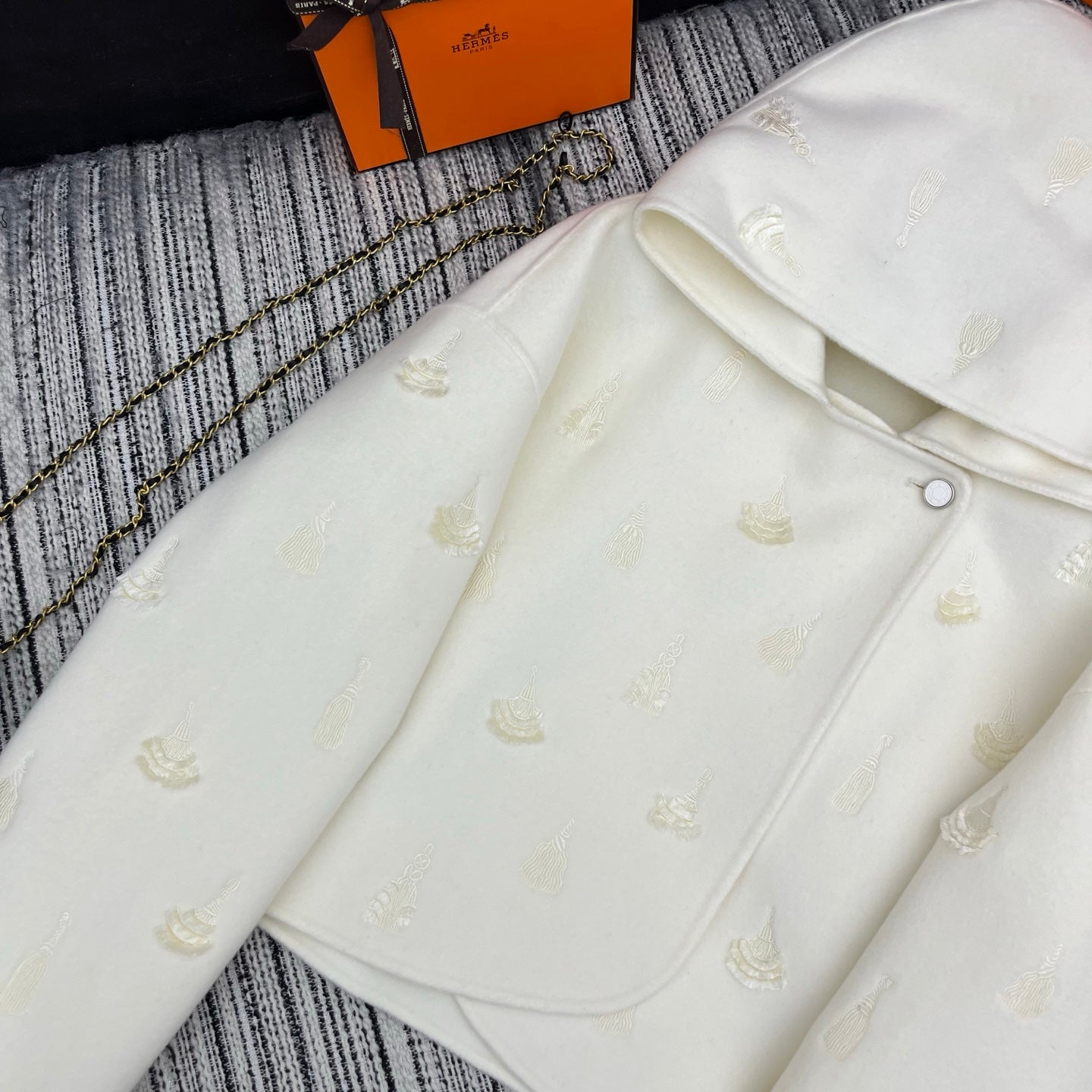 HERMES 25S REVERSIBLE SHORT CASHMERE HOODED COAT 012