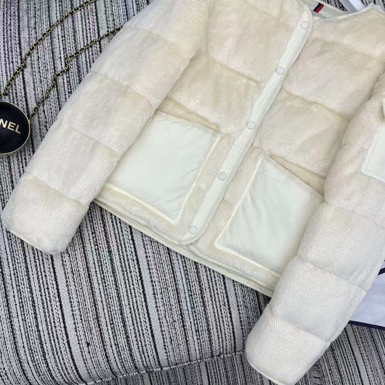 MONCLER 25S TEDDY FLEECE ROUND-NECK JACKET 193