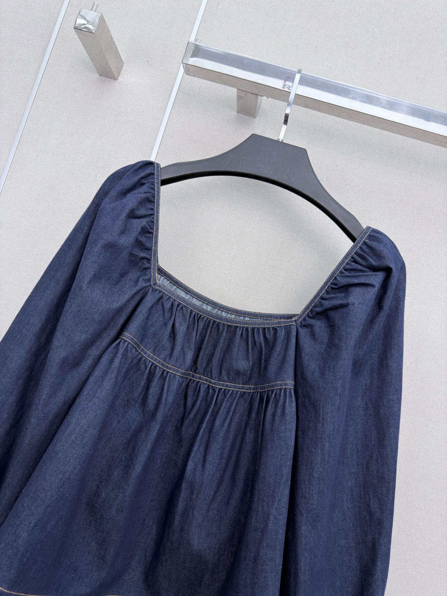 YSL 26S PUFF SLEEVE DENIM TOP 414