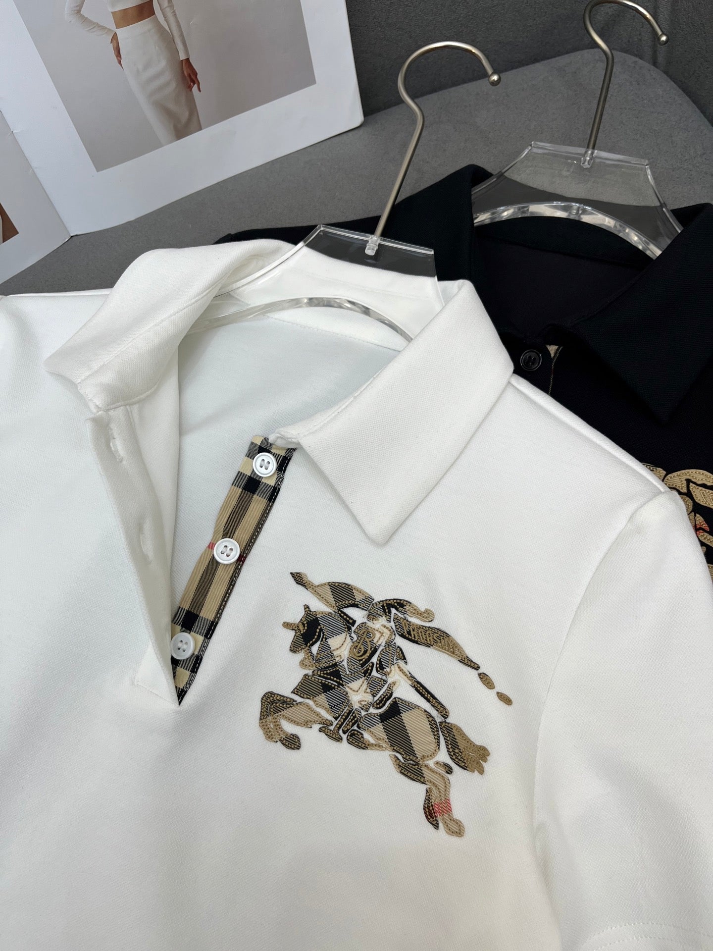SHORT-SLEEVE EMBROIDERED LOGO POLO