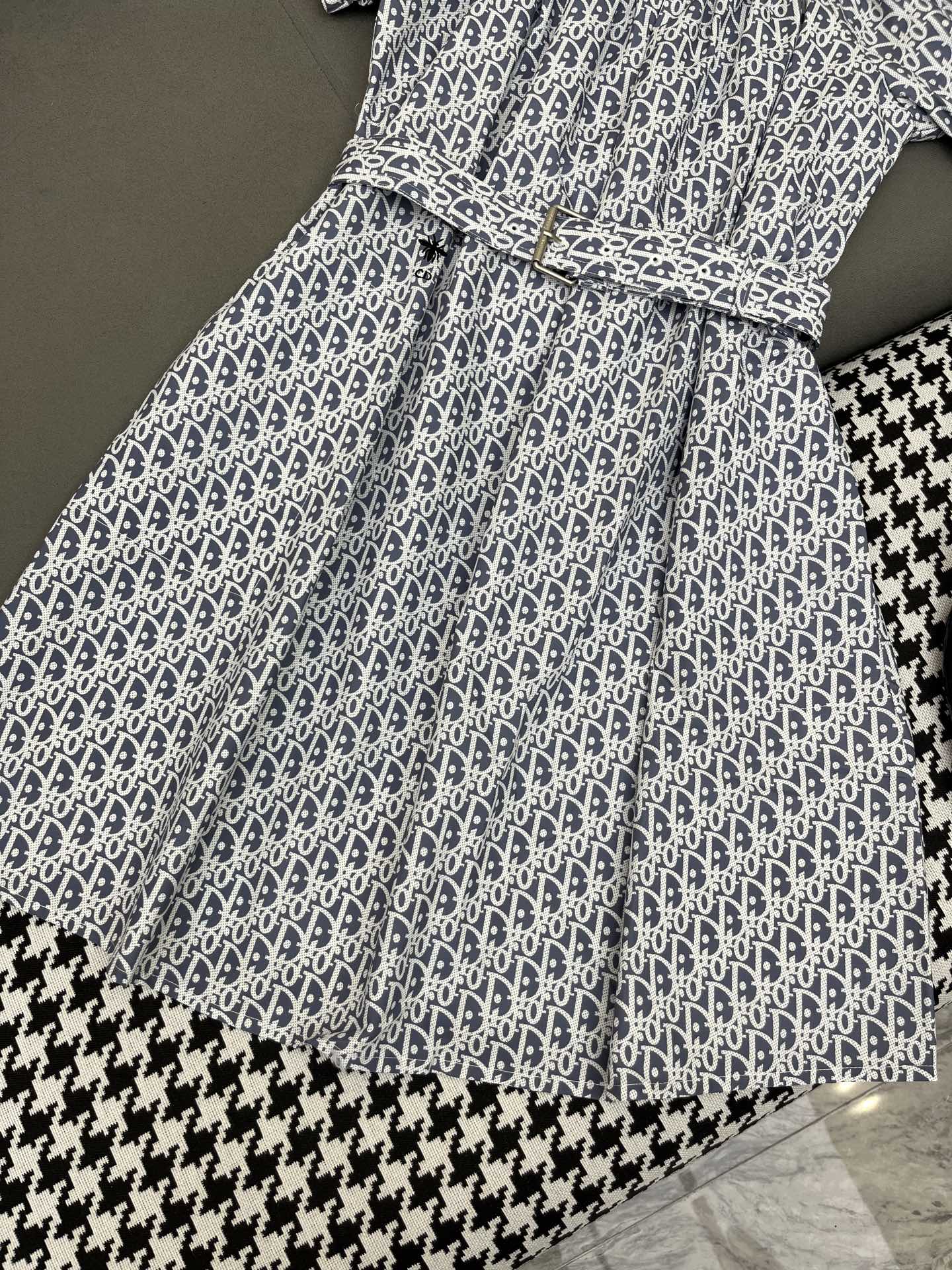 DIOR DRESS WITH BELT 269130