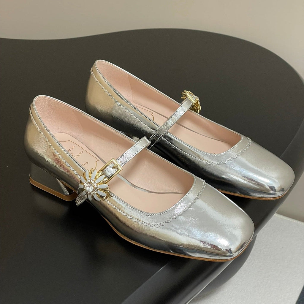 TRÈS VIVIER MARY JANE PUMPS IN SILVER PATENT CALFSKIN