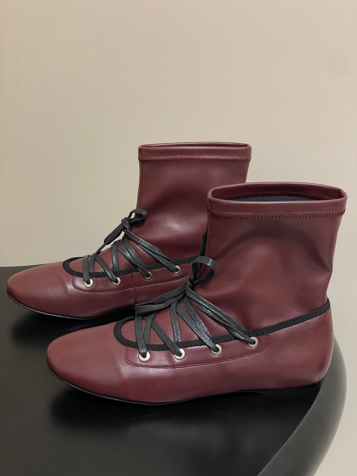 ALO 25S PALOMA WOOL FLAT ANKLE BOOTS IN DEEP RED LAMBSKIN