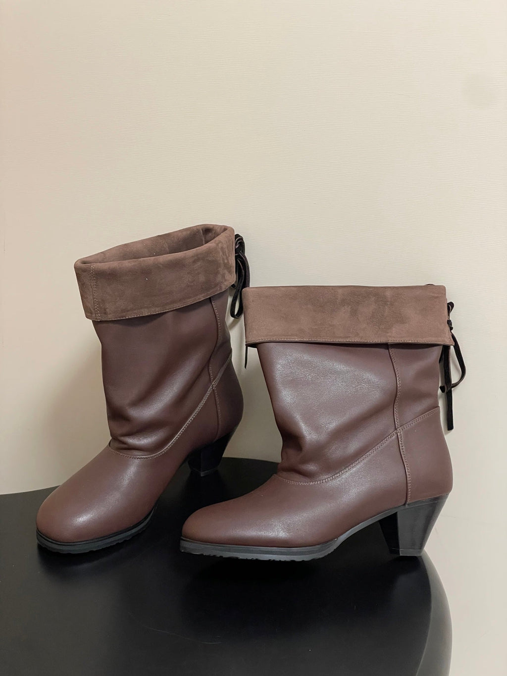ALO 25S FOLD-OVER ANKLE BOOTS 50 MM IN DARK BROWN LAMBSKIN