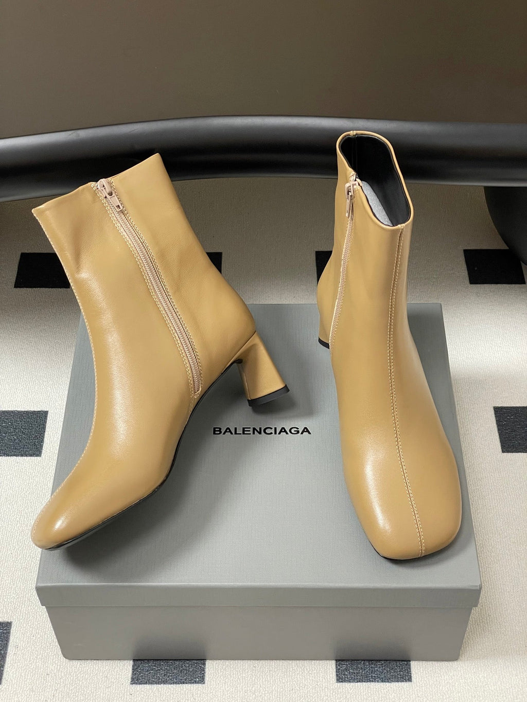 BALENCIAGA 25S ANKLE BOOTS 65 MM IN BEIGE BROWN COW LEATHER
