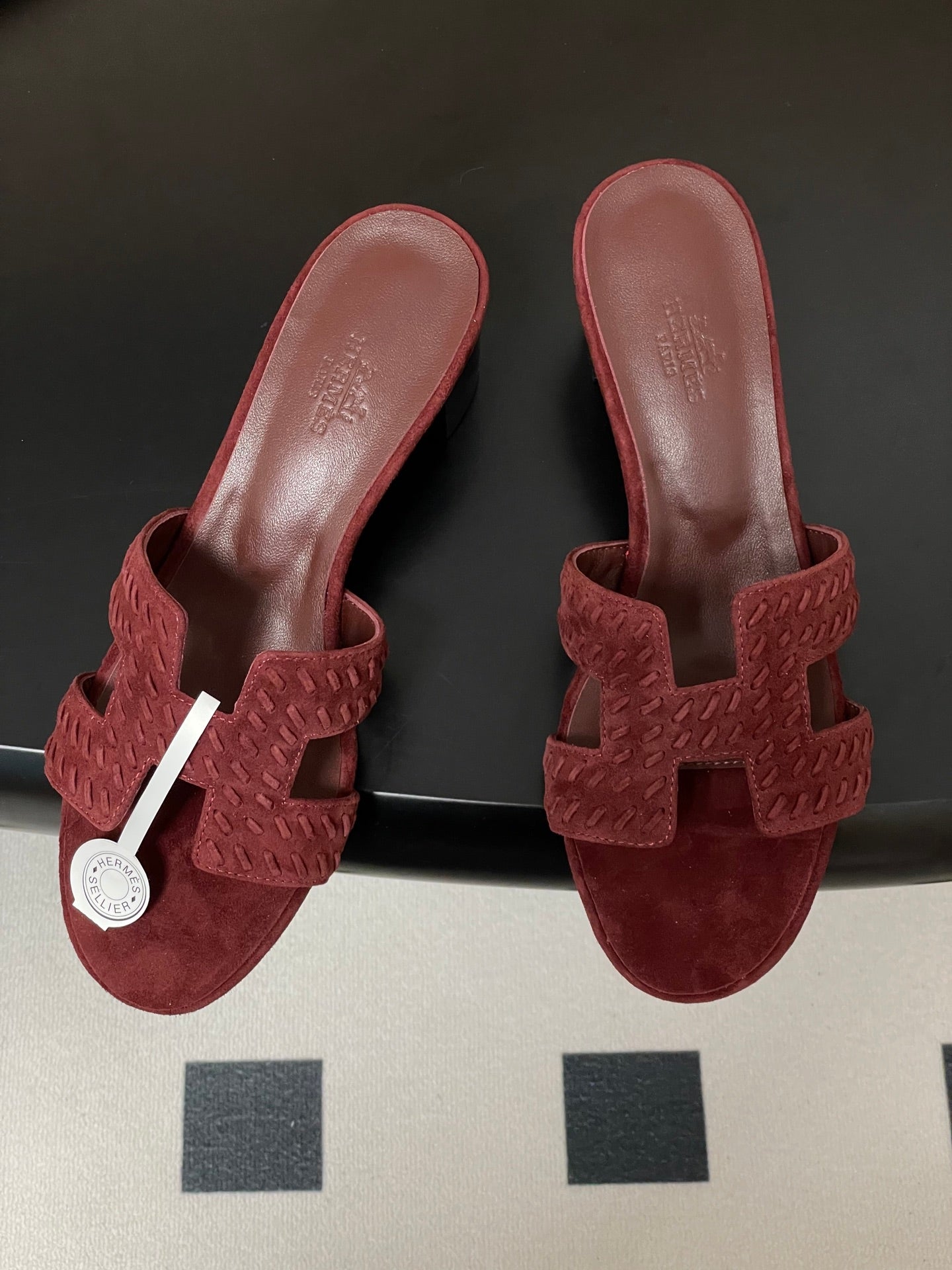 HM 25S ORAN HIGH‑HEEL SANDAL IN DARK RED SUEDE AND LAMBSKIN