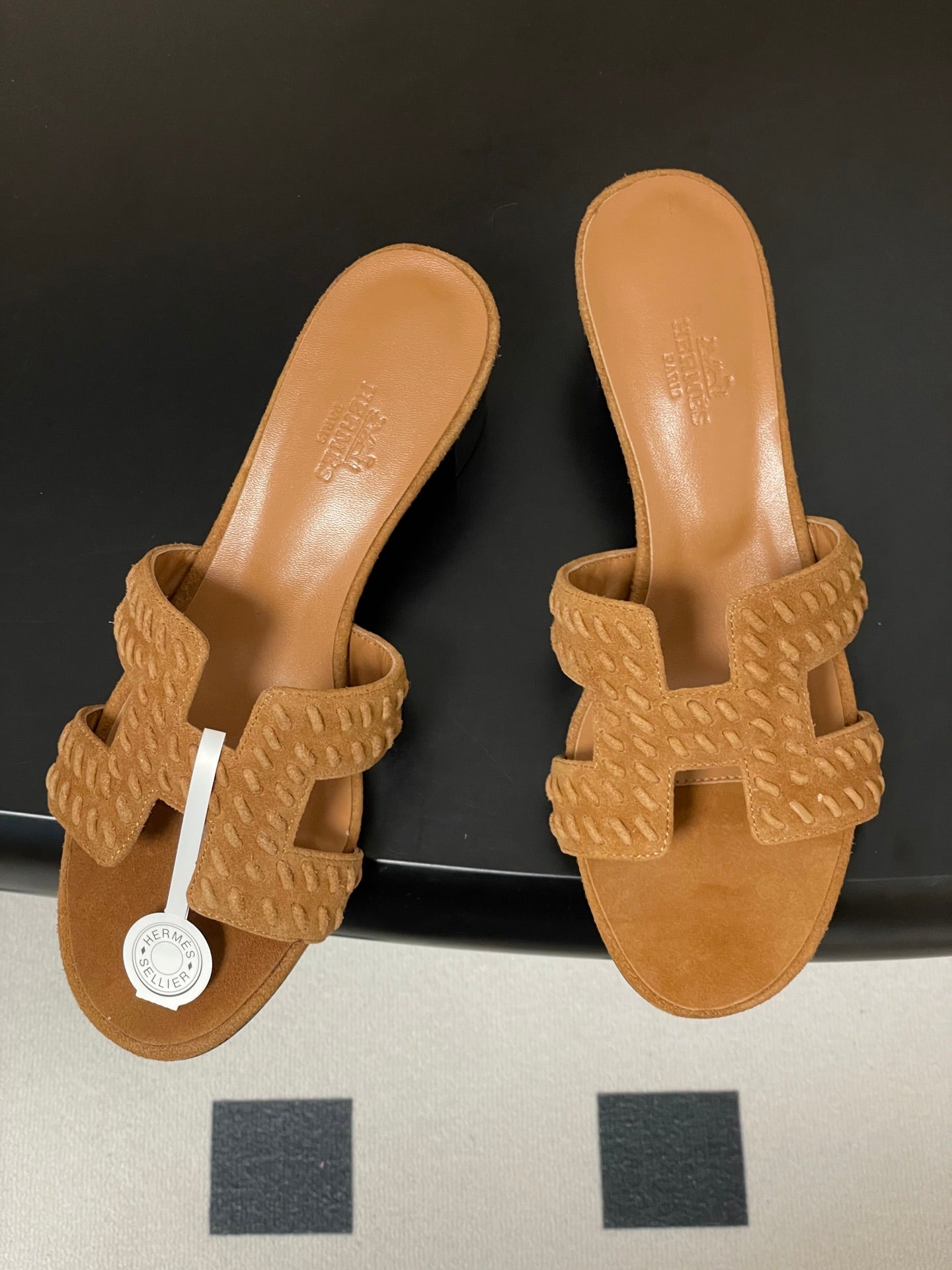 HM 25S ORAN HIGH‑HEEL SANDAL IN LIGHT BROWN SUEDE AND LAMBSKIN