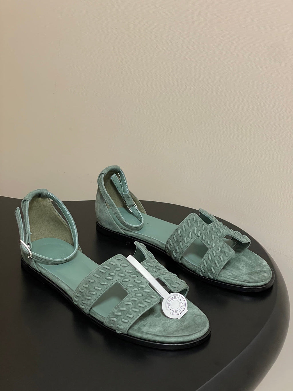HM 25S SANTORINI SANDAL IN MUTED MINT GREEN SUEDE AND LAMBSKIN