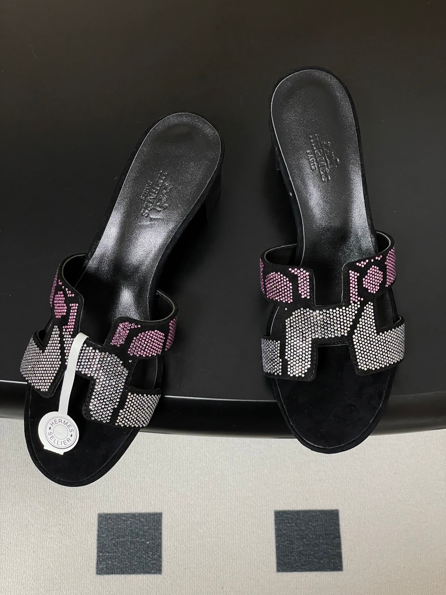 HM 25S ORAN HIGH‑HEEL SANDAL 50 MM IN BLACK LAMBSKIN WITH WHITE MIX PINK STONE DETAILS