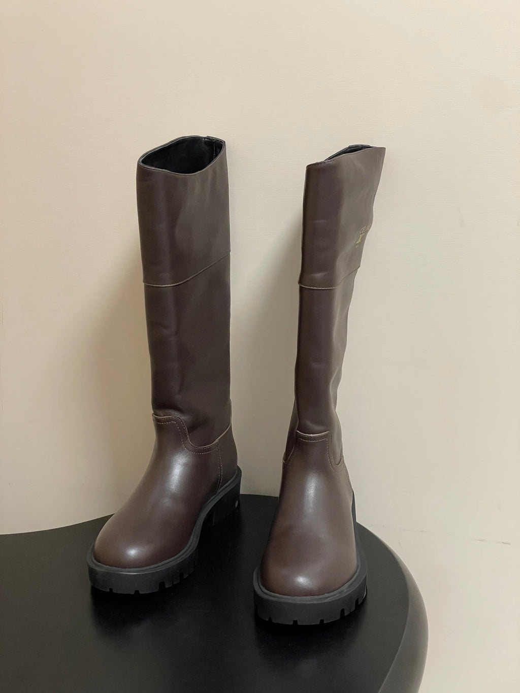 CELINE 26S MARGARET HIGH BOOTS IN DARK BROWN CALFSKIN