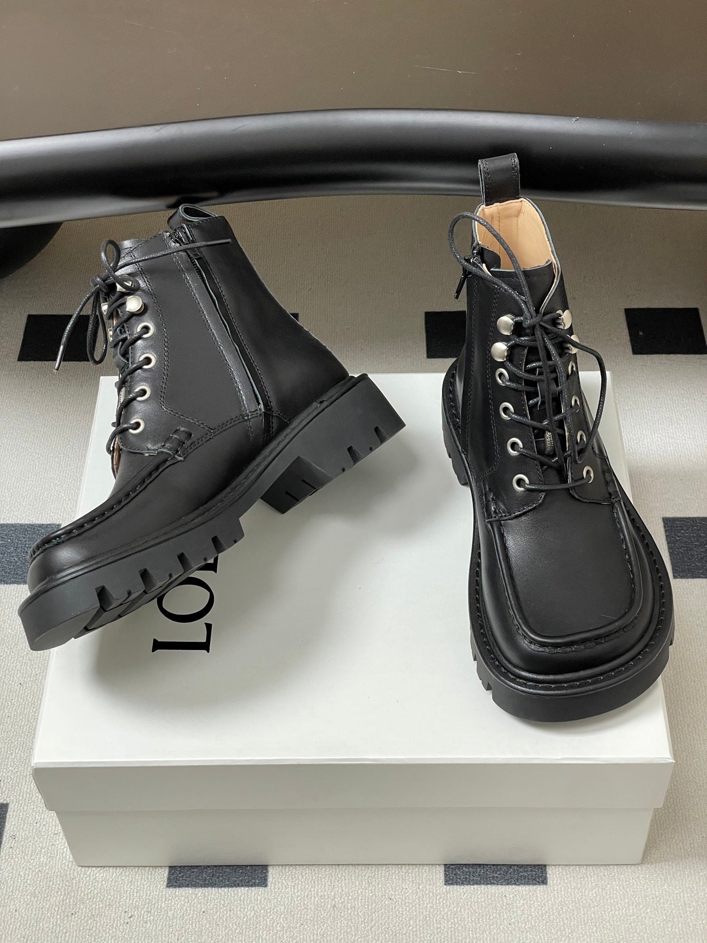 LOEWE 26S ANKLE BOOTS IN BLACK CALFSKIN