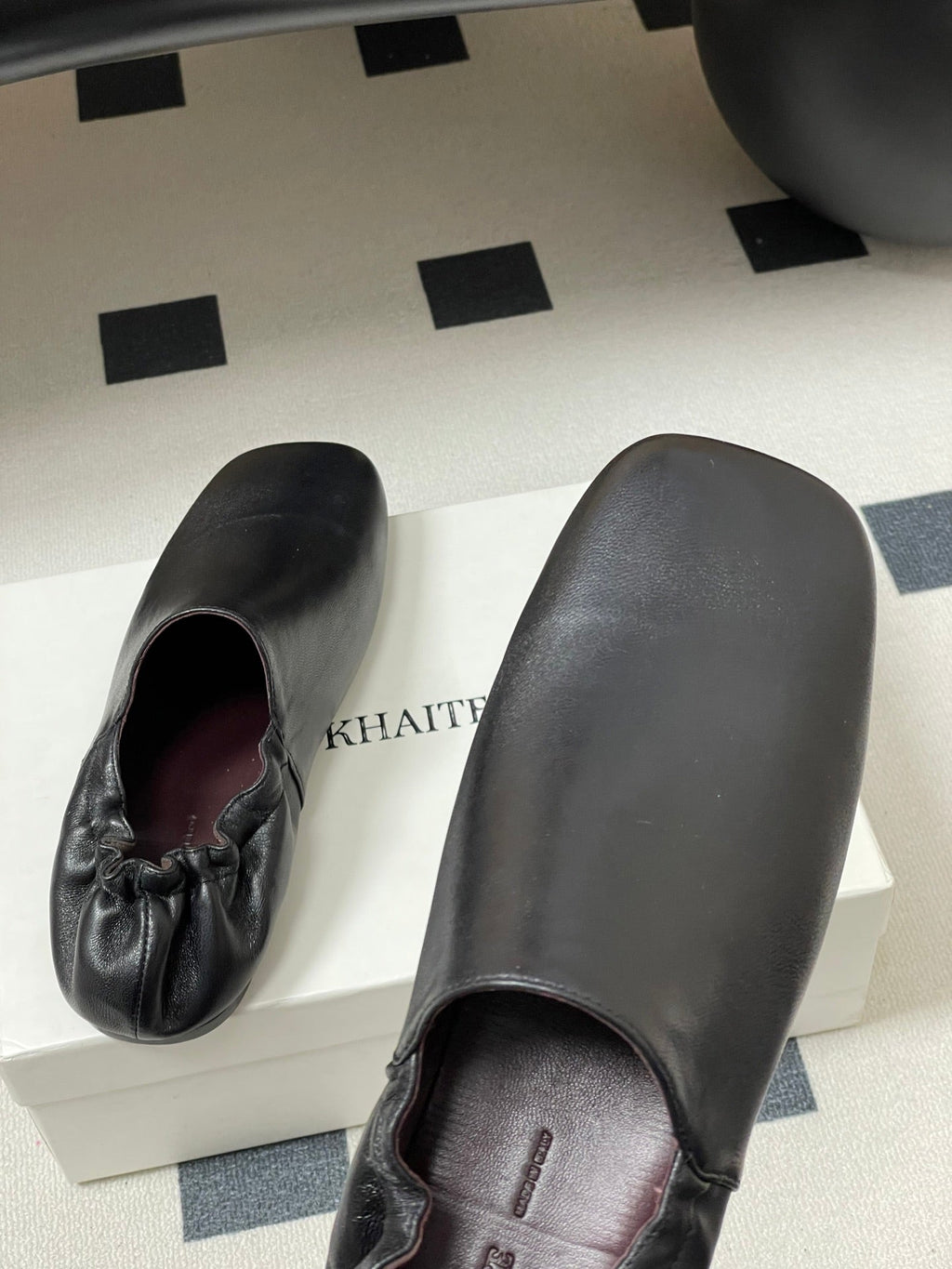 CELINE 26S ELASTIC-BACK FLAT SHOES IN BLACK LAMBSKIN