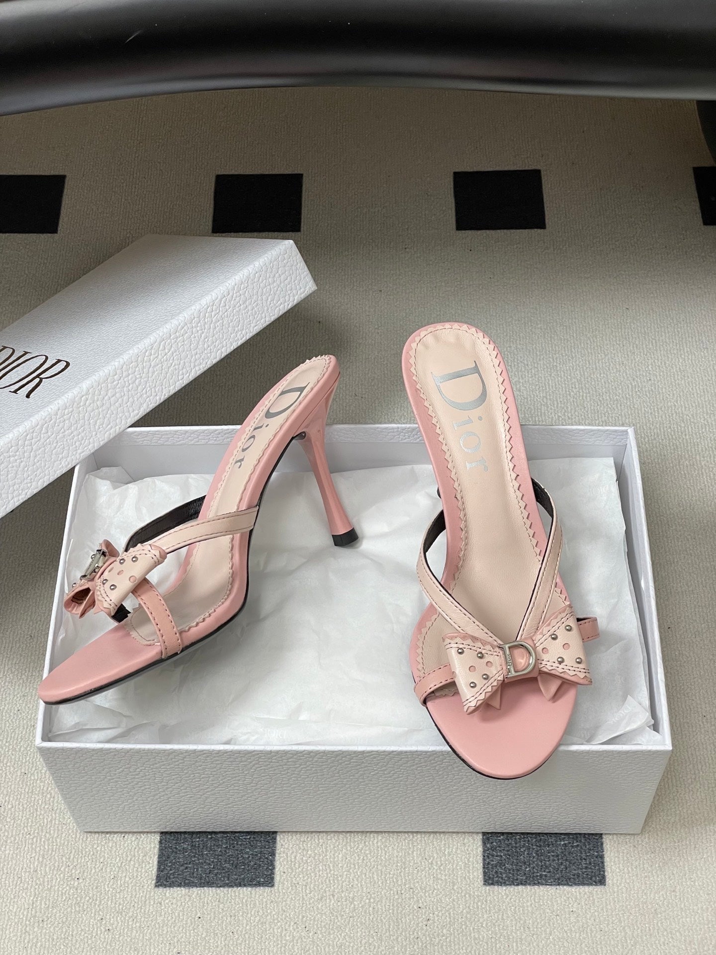 DIOR 26S HIGH HEEL SANDALS 100 MM IN LIGHT PINK CALFSKIN